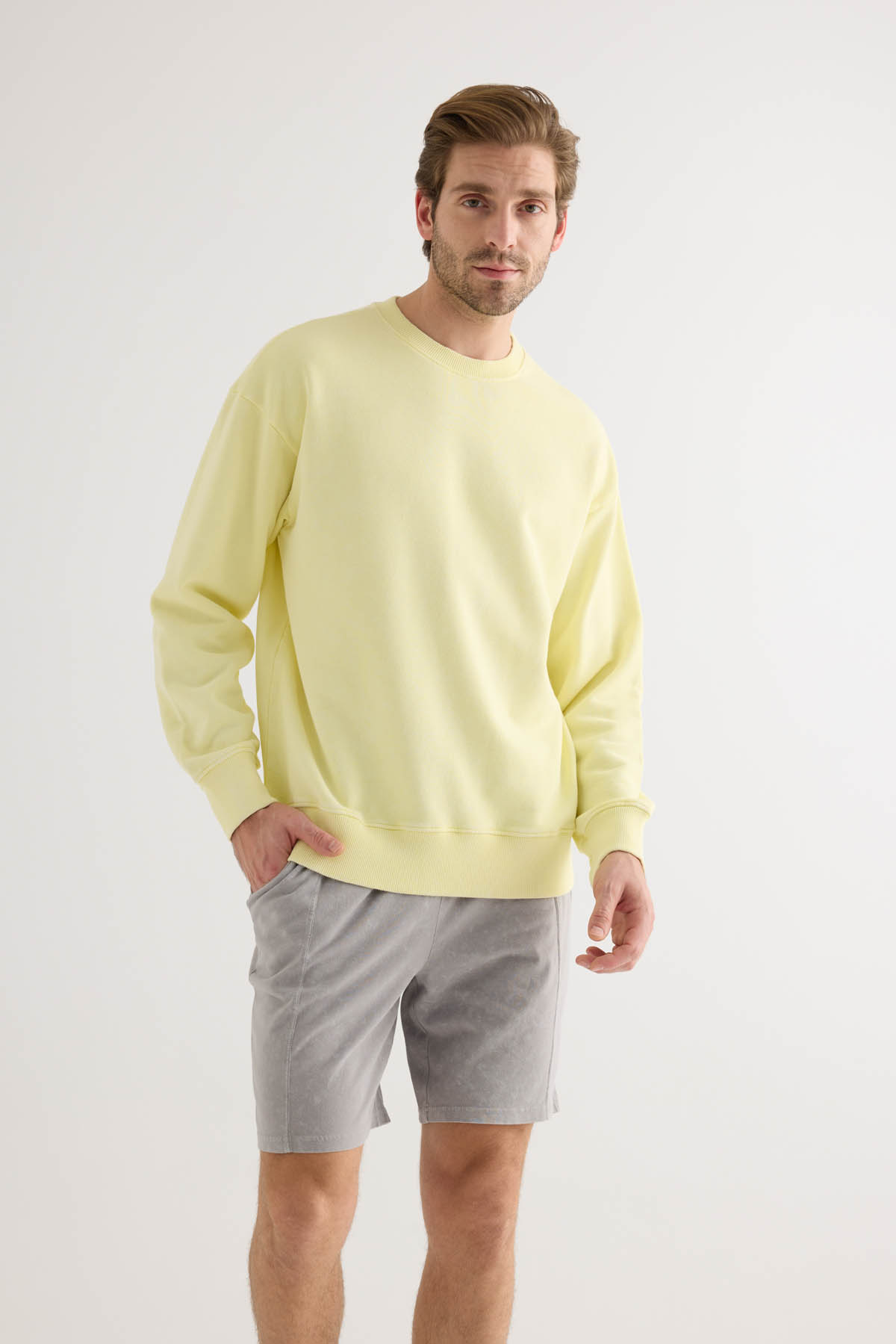 Erkek Pamuklu Yıkamalı Üç İplik Uzun Kollu Sweatshirt