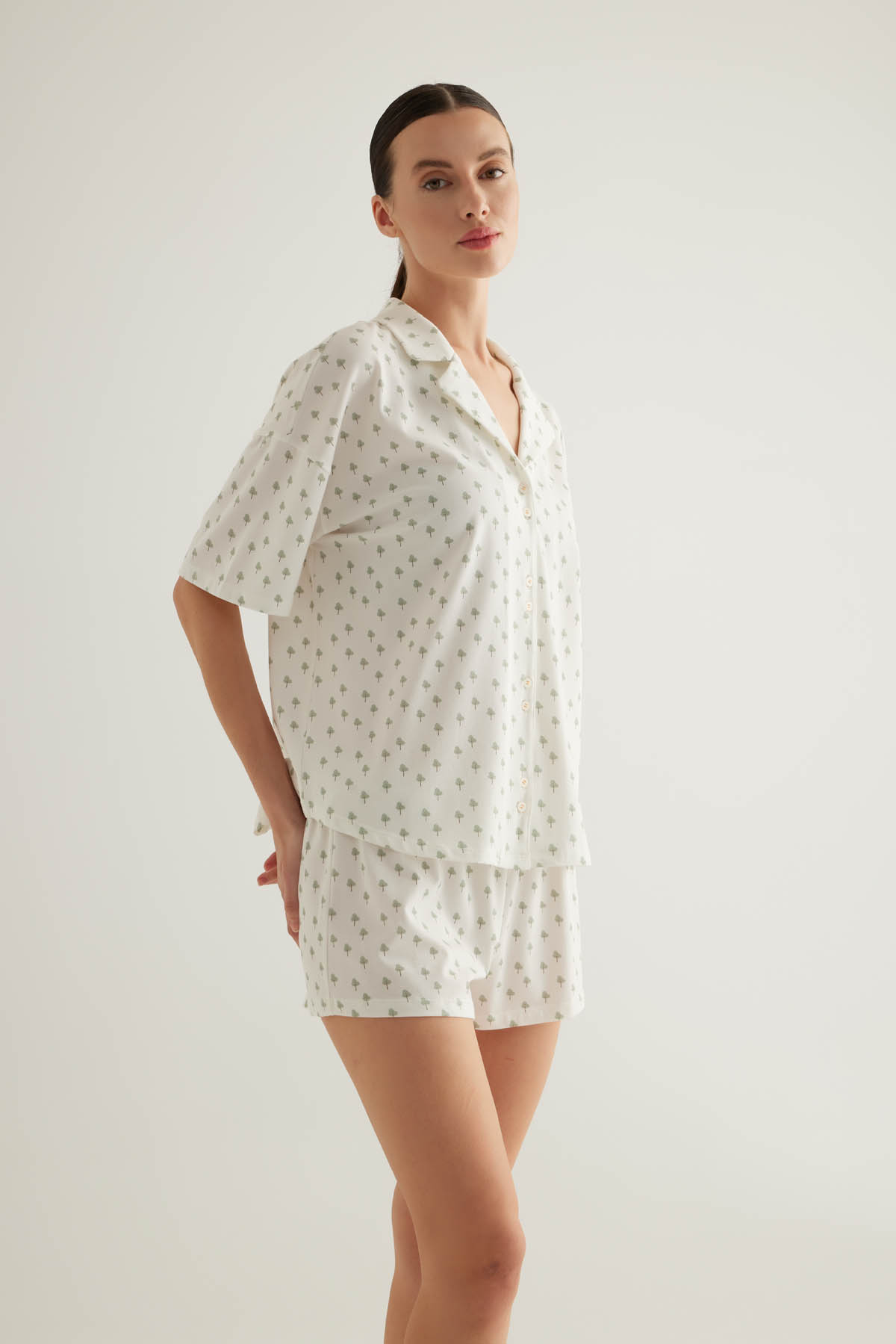 Kadın Pamuklu Kısa Kollu Gömlek Pijama Üstü