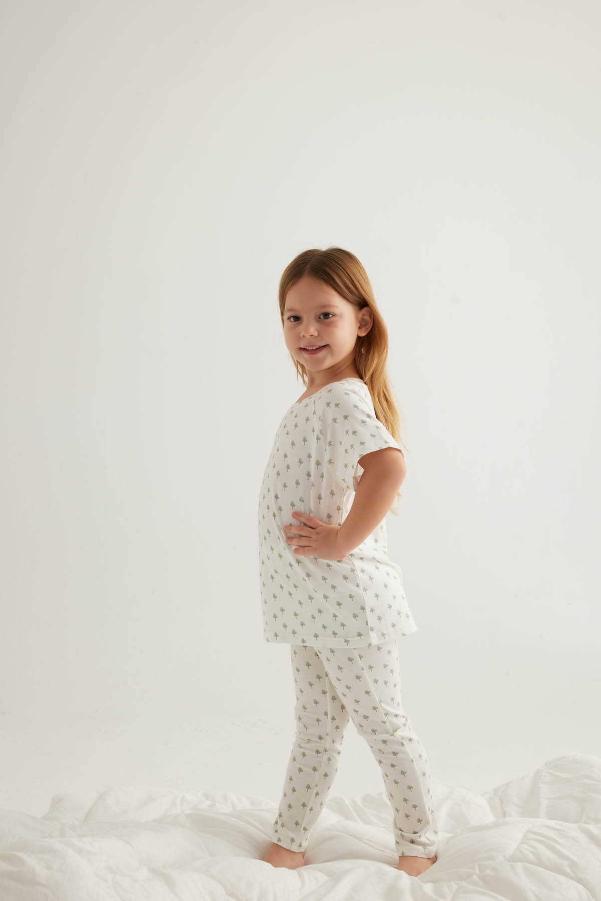 Kız Çocuk Pamuklu Reglan Kısa Kollu Uzun Pijama Takımı
