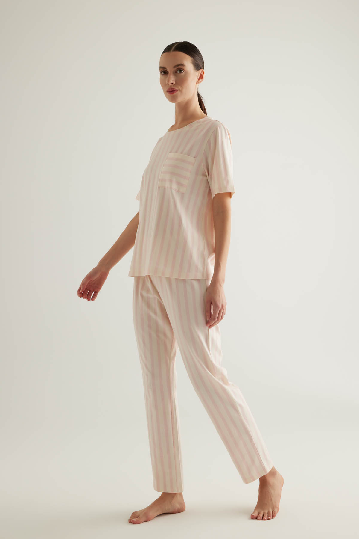 Kadın Pamuklu Kısa Kollu Pijama Üstü