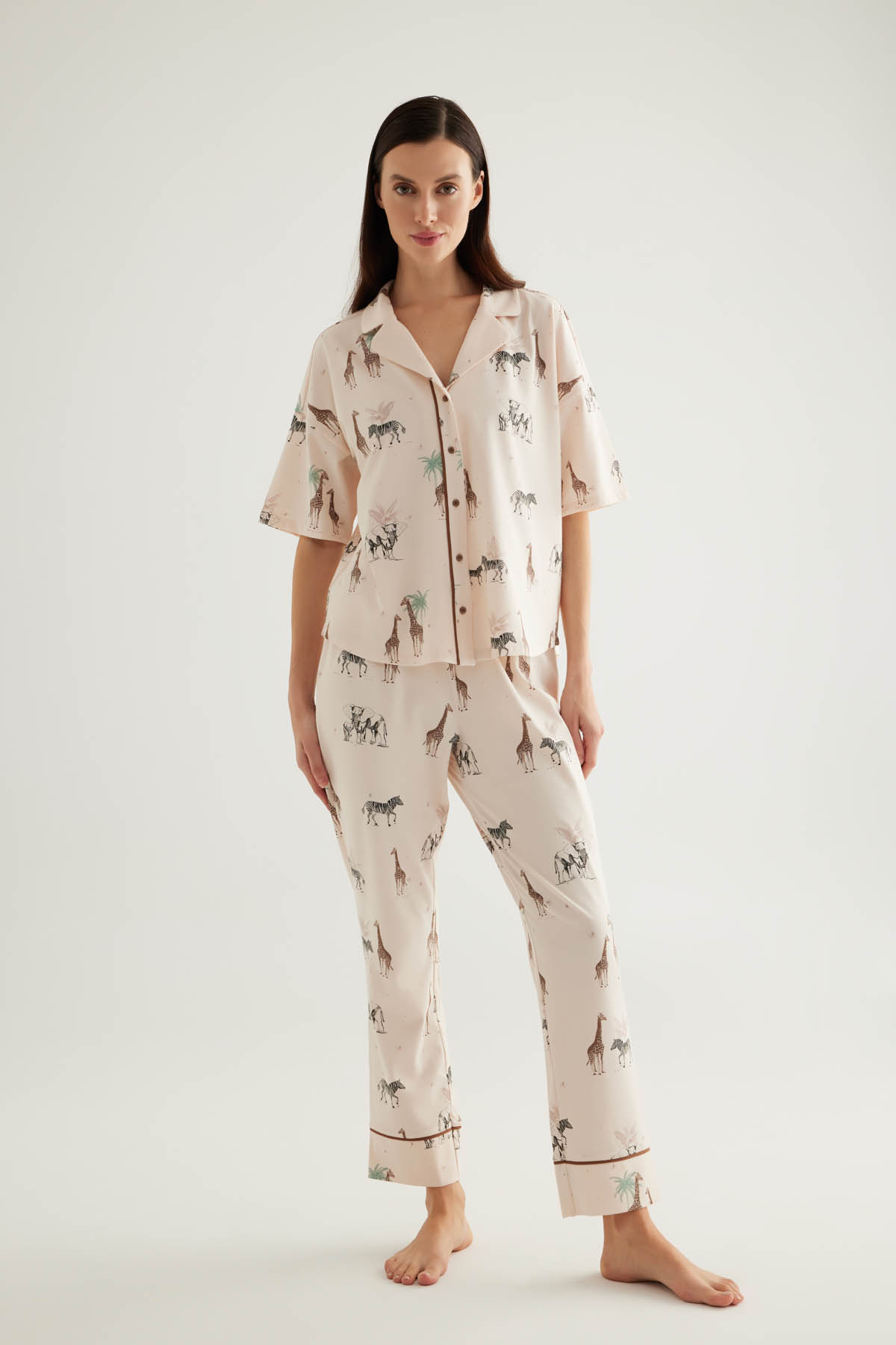 Kadın Pamuklu Kısa Kollu Gömlek Yaka Uzun Pijama Takımı