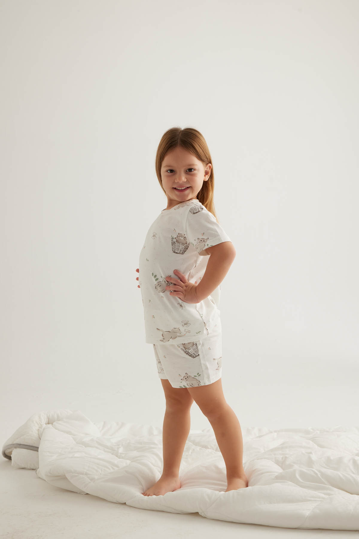 Kız Çocuk Pamuklu Kısa Kollu Şortlu Pijama Takımı