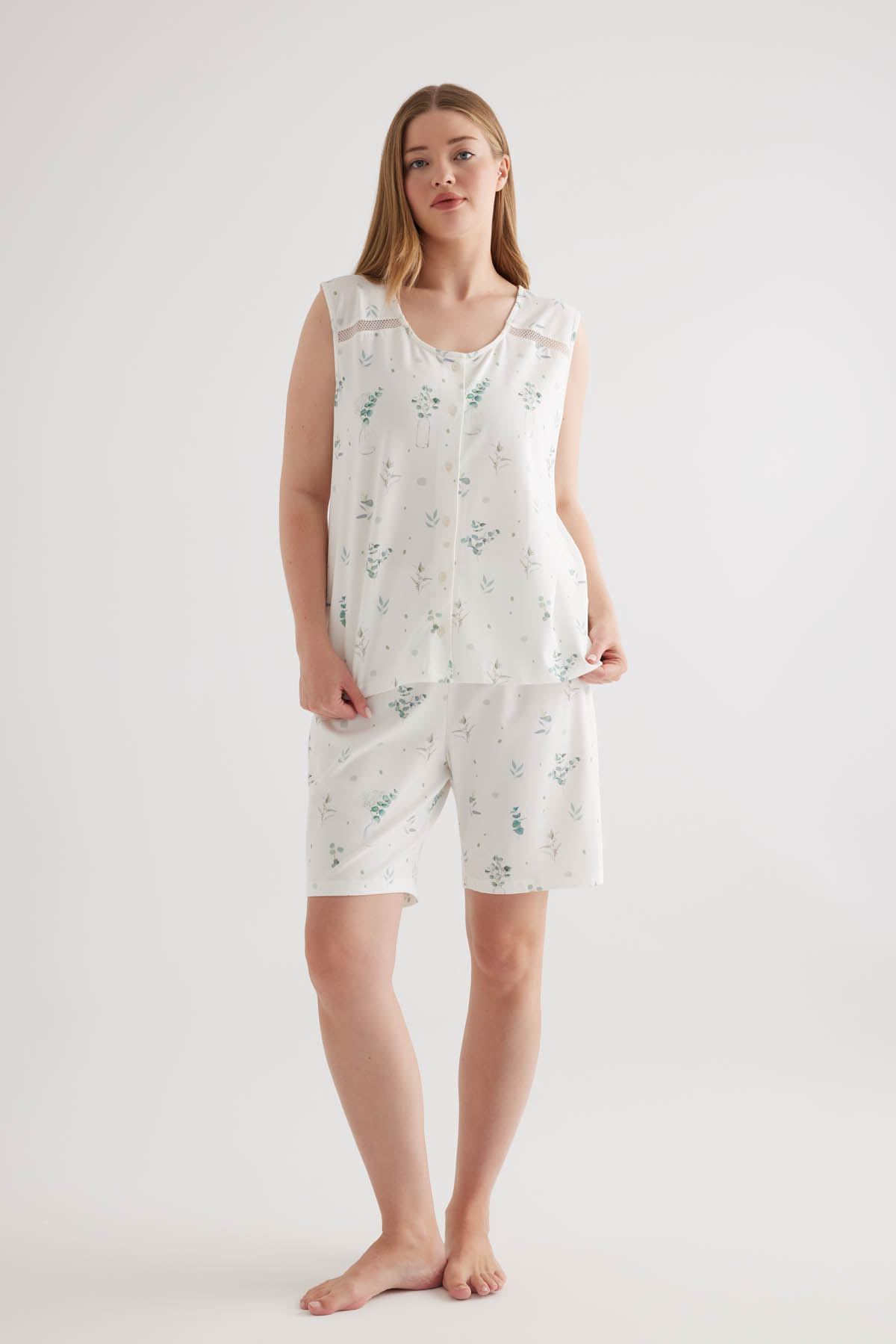 Kadın Büyük Beden Pamuklu Kalın Askılı Şortlu Pijama Takımı