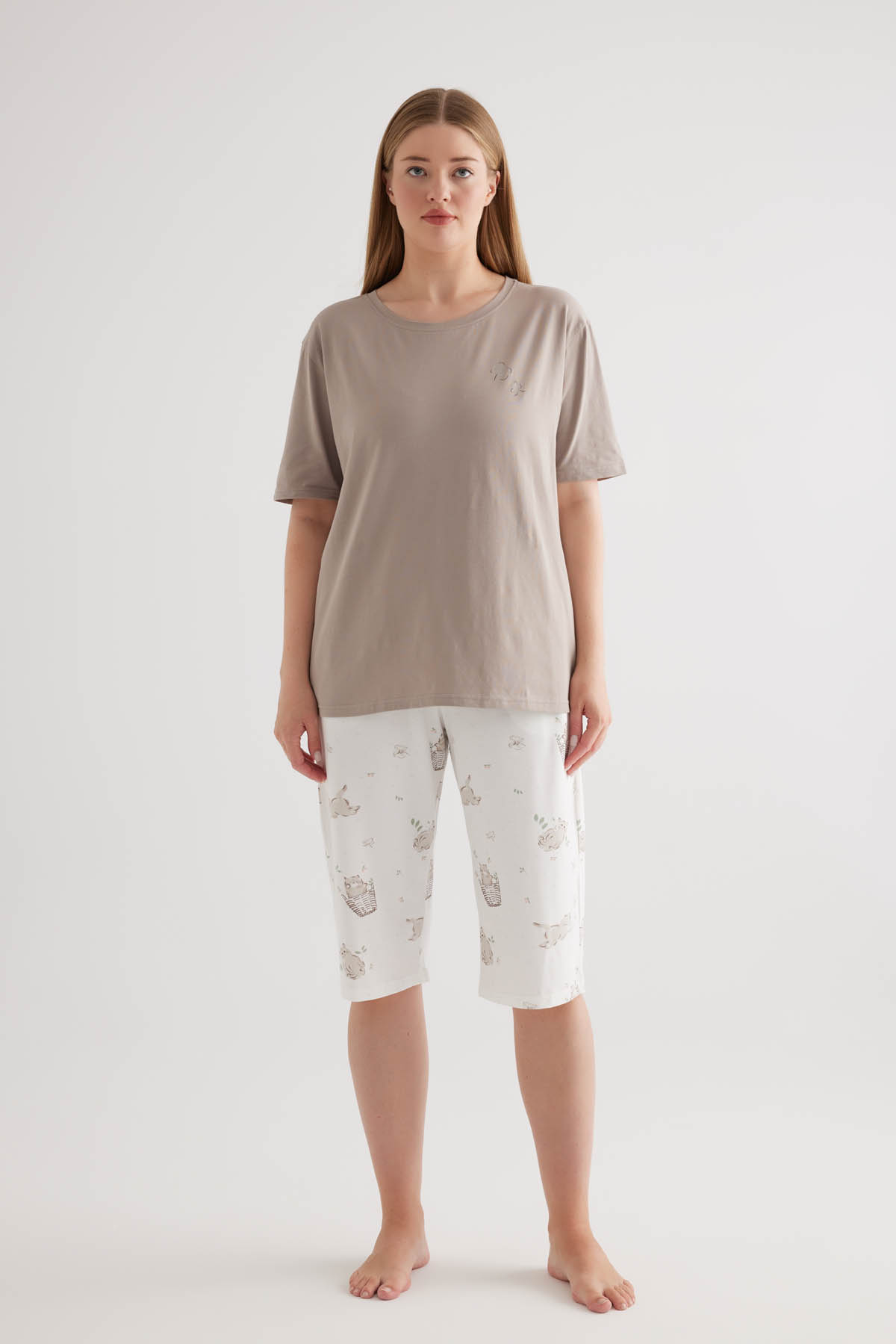 Kadın Plus Size Pamuklu Kısa Kollu Kapri Pijama Takımı