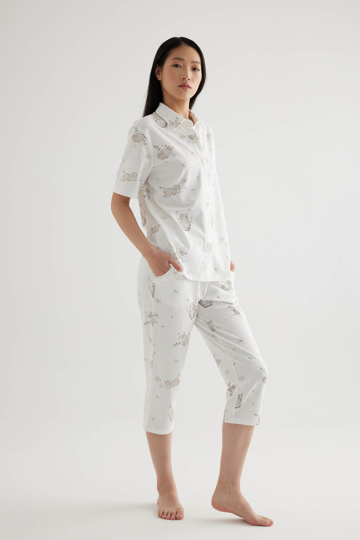 Hamile Pamuklu Kısa Kollu Gömlek Kapri Pijama Takımı