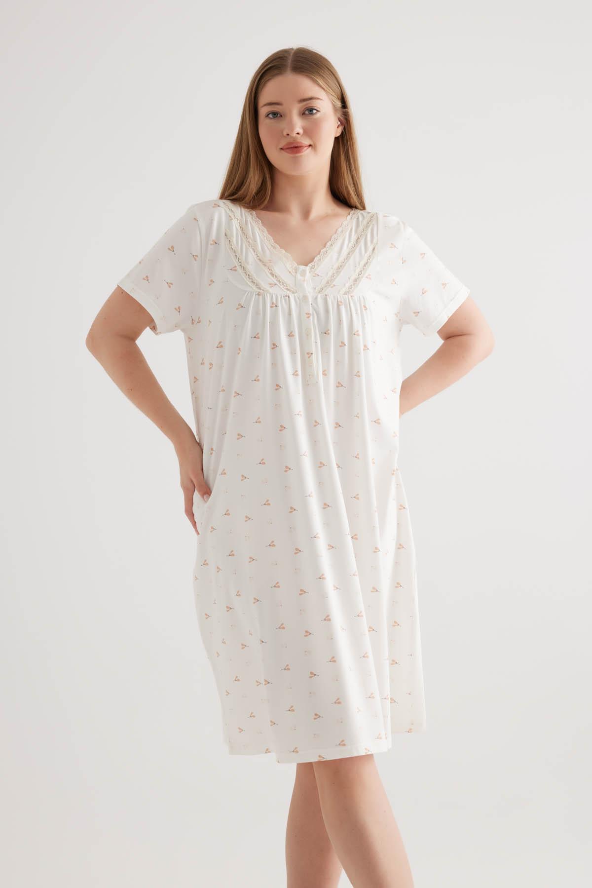 Kadın Plus Size Pamuklu V Yaka Patlı Kısa Kollu Gecelik