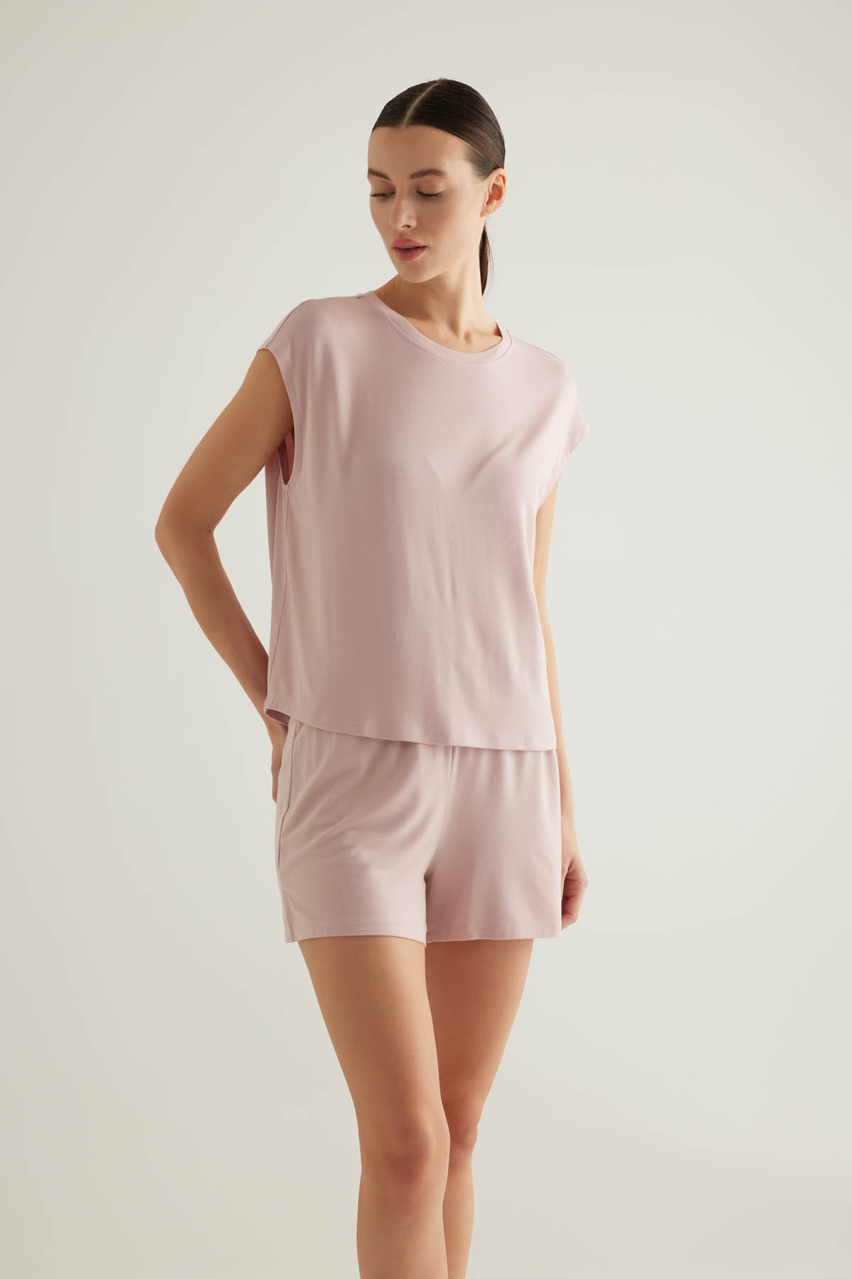 Kadın Pamuklu Kolsuz Pijama Üstü