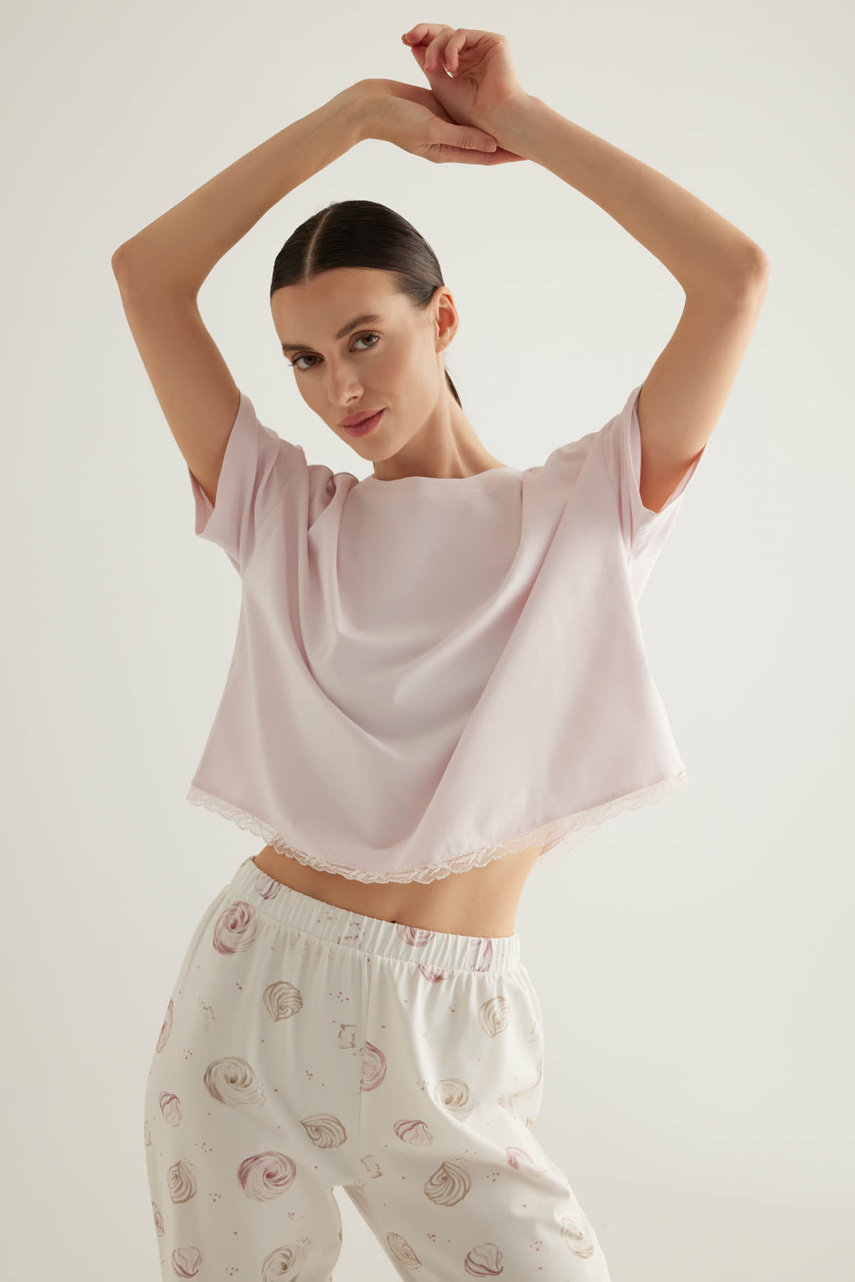 Kadın Pamuklu Kısa Kollu Pijama Üstü