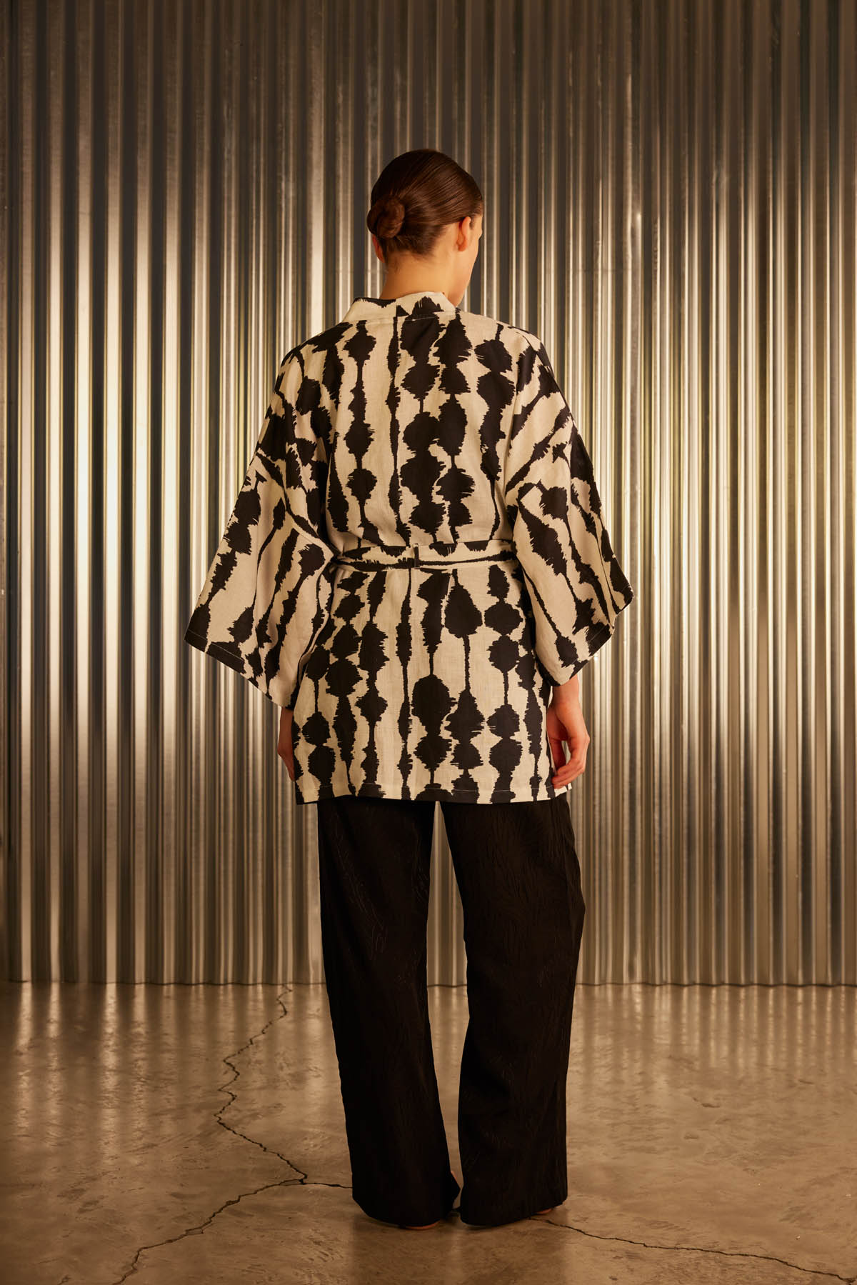 Kadın Keten Dokuma Yırtmaç Detaylı Kimono