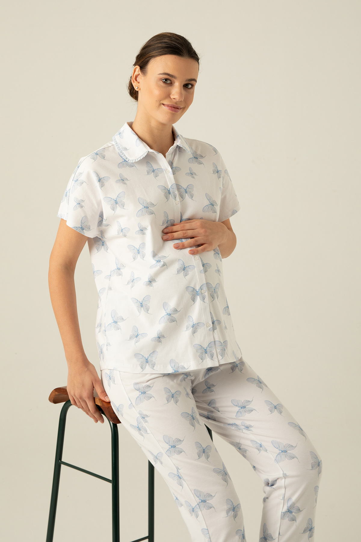 Kadın Anne Adayı Yakası Süs Lastikli Gömlek Üstlü Pijama Takımı