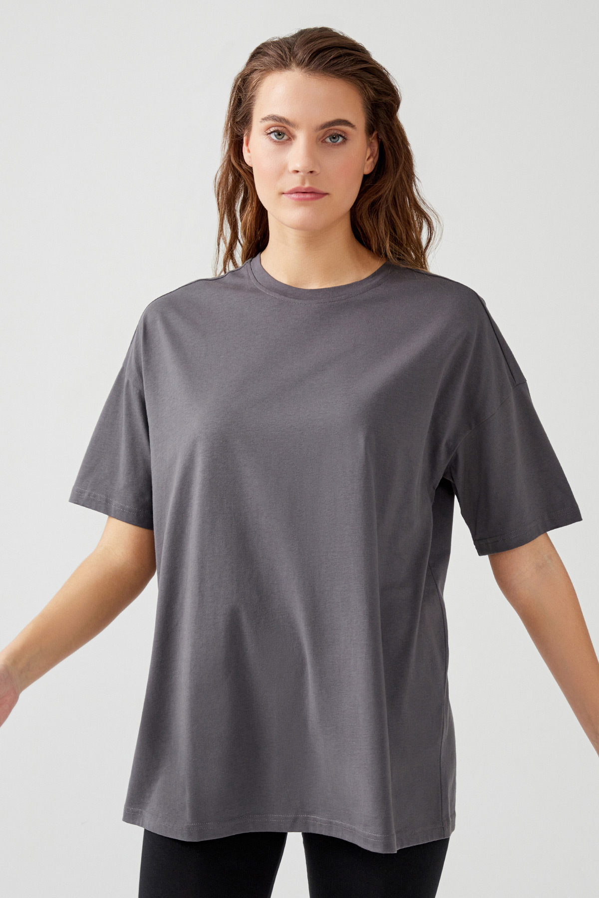 Kadın Oversize Kısa Kollu Basic T-shirt (Easy Iron)