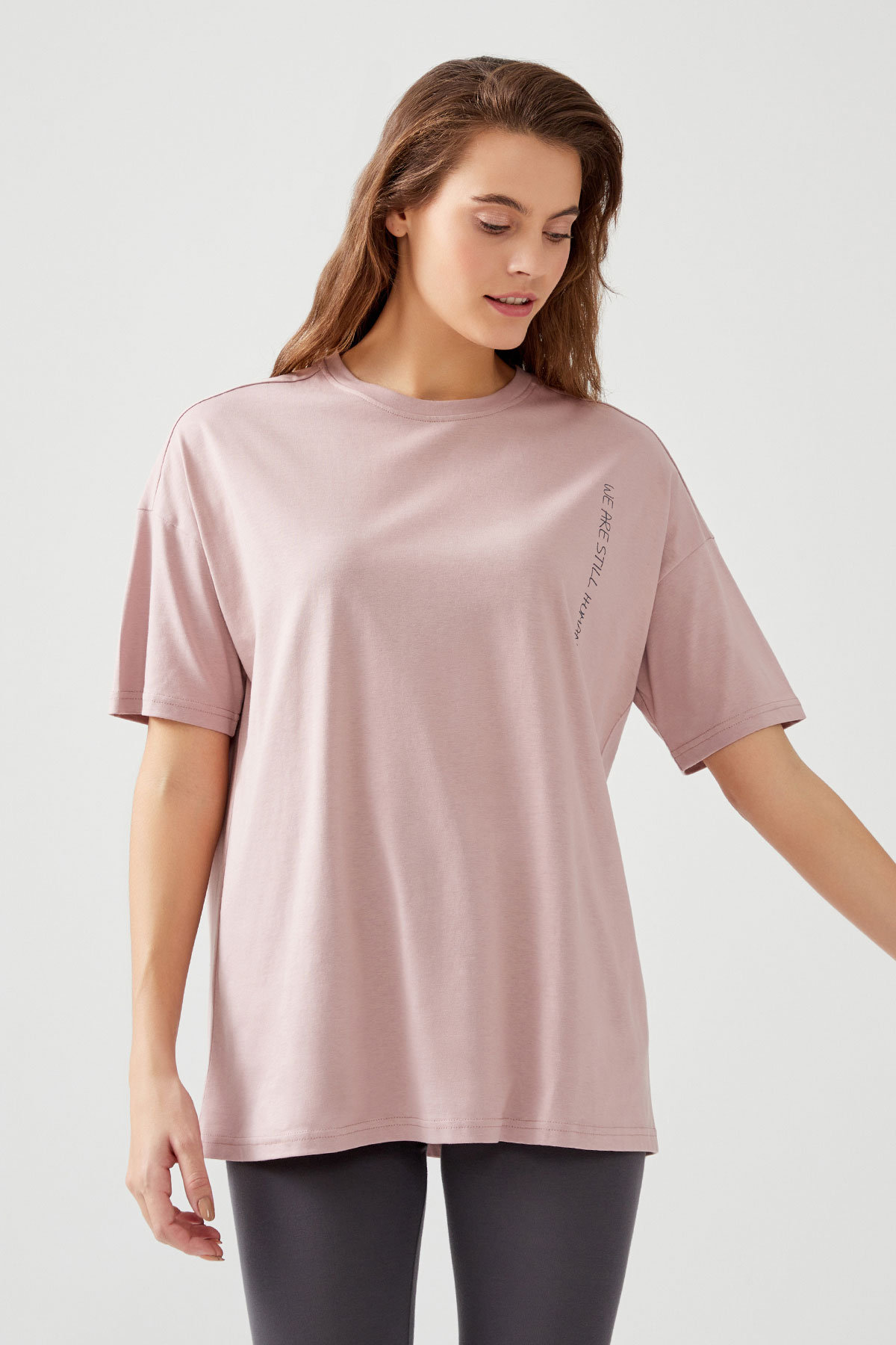 Kadın Oversize Kısa Kollu Basic T-shirt (Easy Iron)