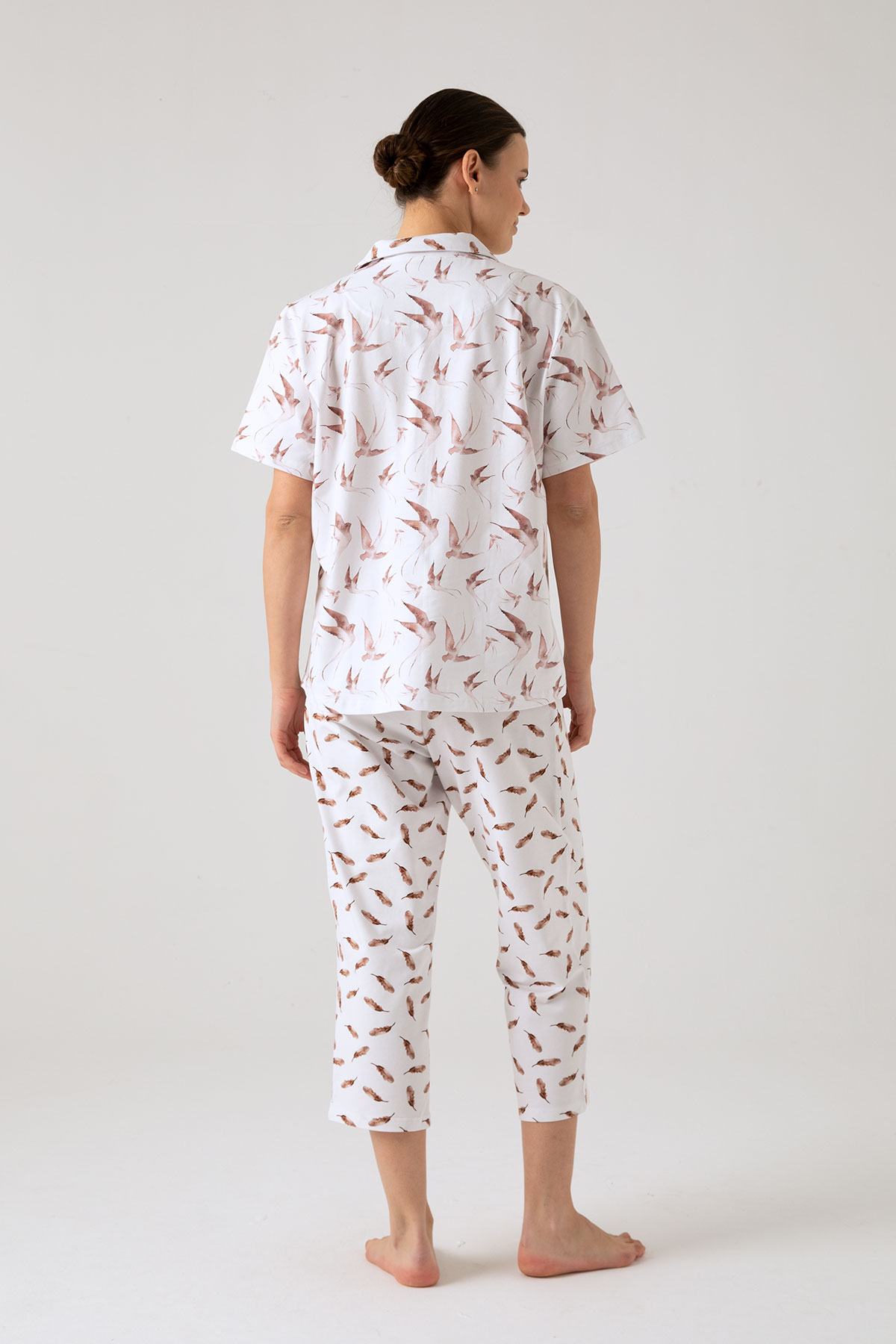 Kadın Büyük Beden Kuş Baskılı Gömlek Yaka Üst Kısa Midi Pijama Takımı