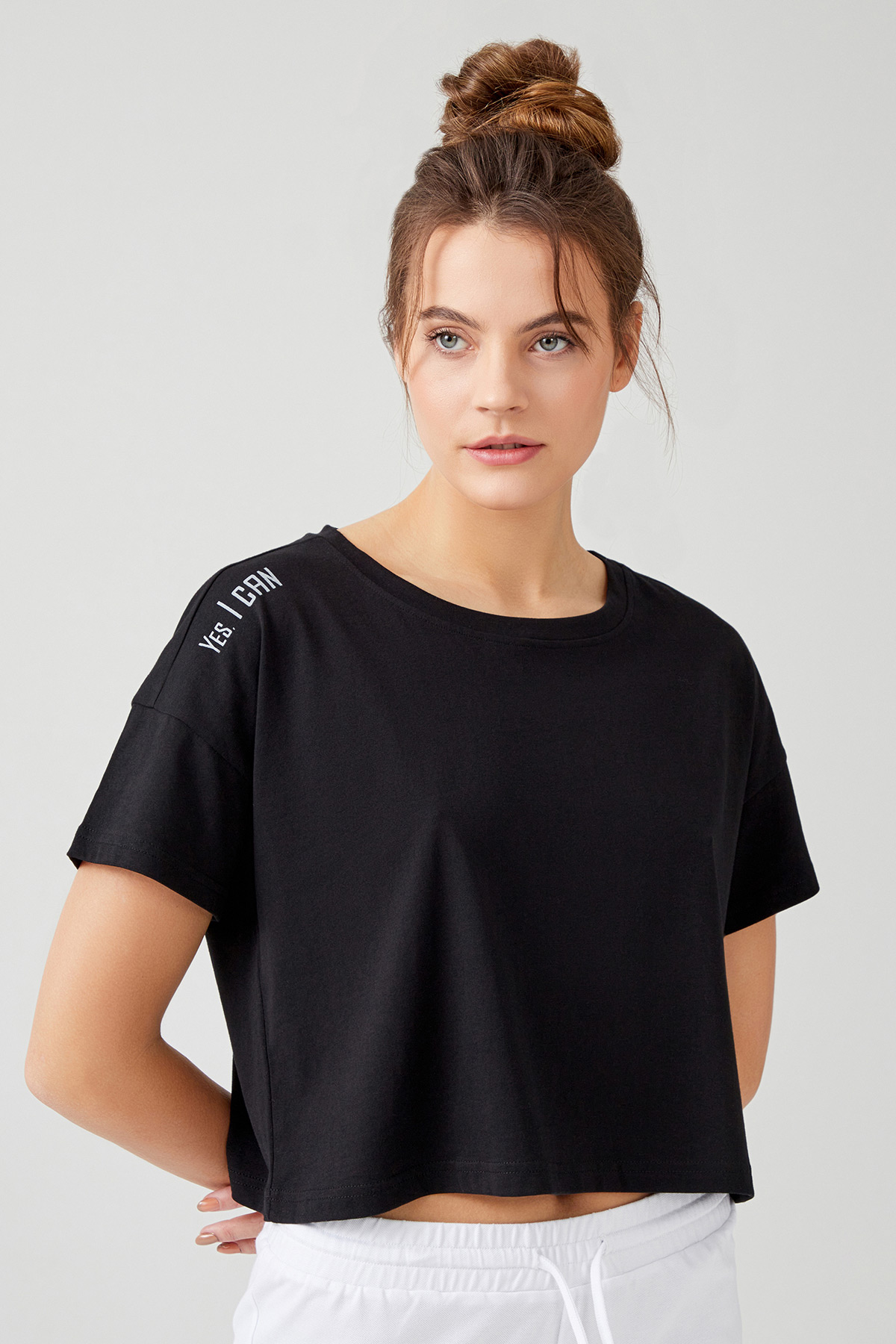 Kadın Oversize Crop Basic T-shirt (Easy Iron)