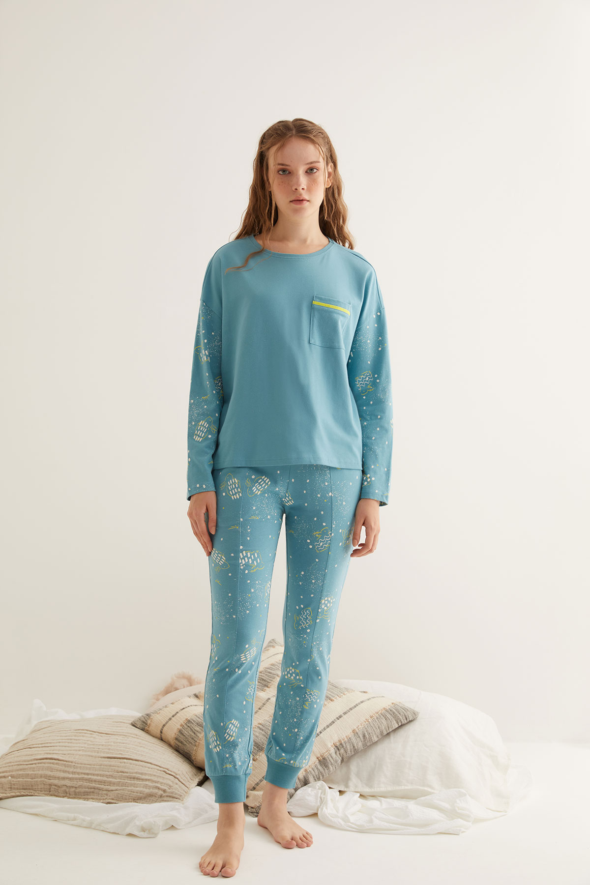 Kadın Pamuklu Tavşan Baskı Detaylı Uzun Pijama Takımı