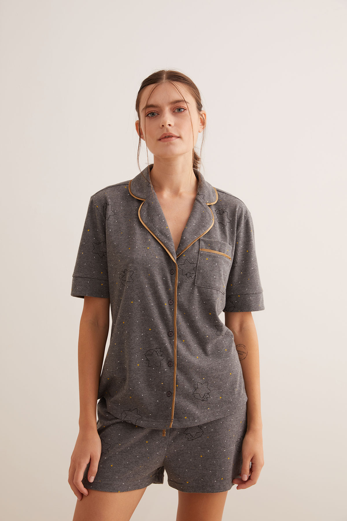 Kadın Kontrast Biye Detaylı Gömlekli Şortlu Pijama Takımı