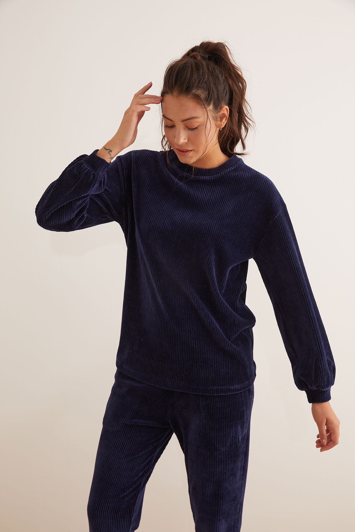 Kadın Viskon Fitilli Kadife Oversize Sweatshirt