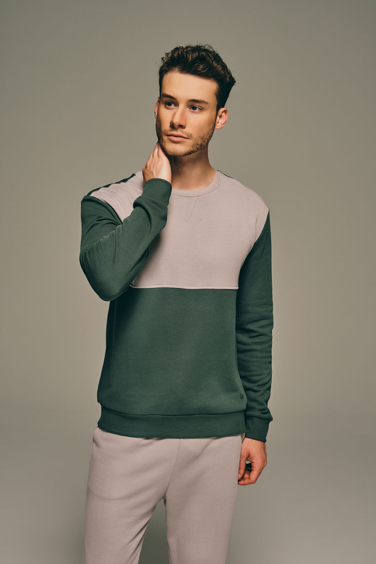 Erkek Pamuklu Üç İplik Renk Bloklu Sweatshirt