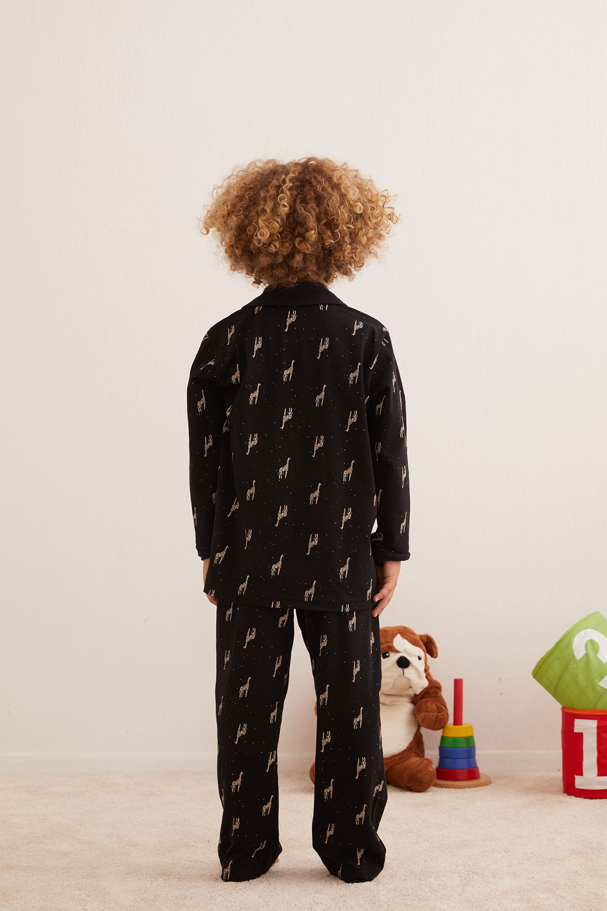 Erkek Çocuk Pamuklu Gömlek Yaka Uzun Pijama Takımı