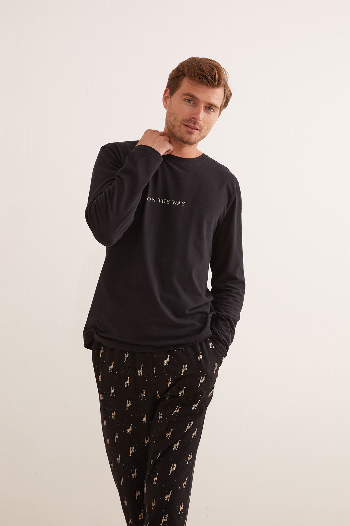 Erkek Pamuklu Baskı Detaylı Uzun Pijama Takımı
