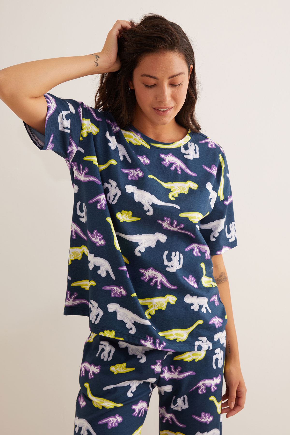 Kadın Pamuklu Dinozor Baskılı Kısa Kollu Pijama Üstü