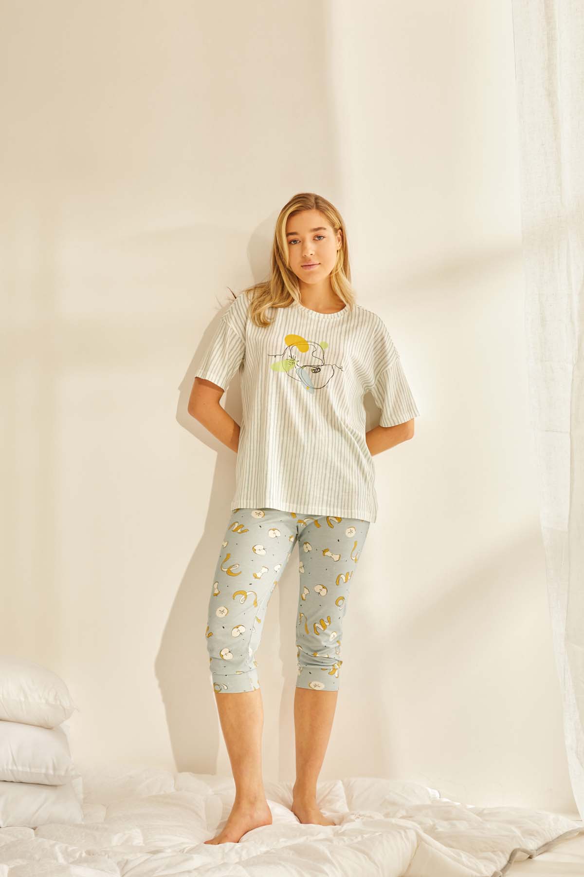 Kadın Modal Kısa Kollu Kapri Pijama Takımı