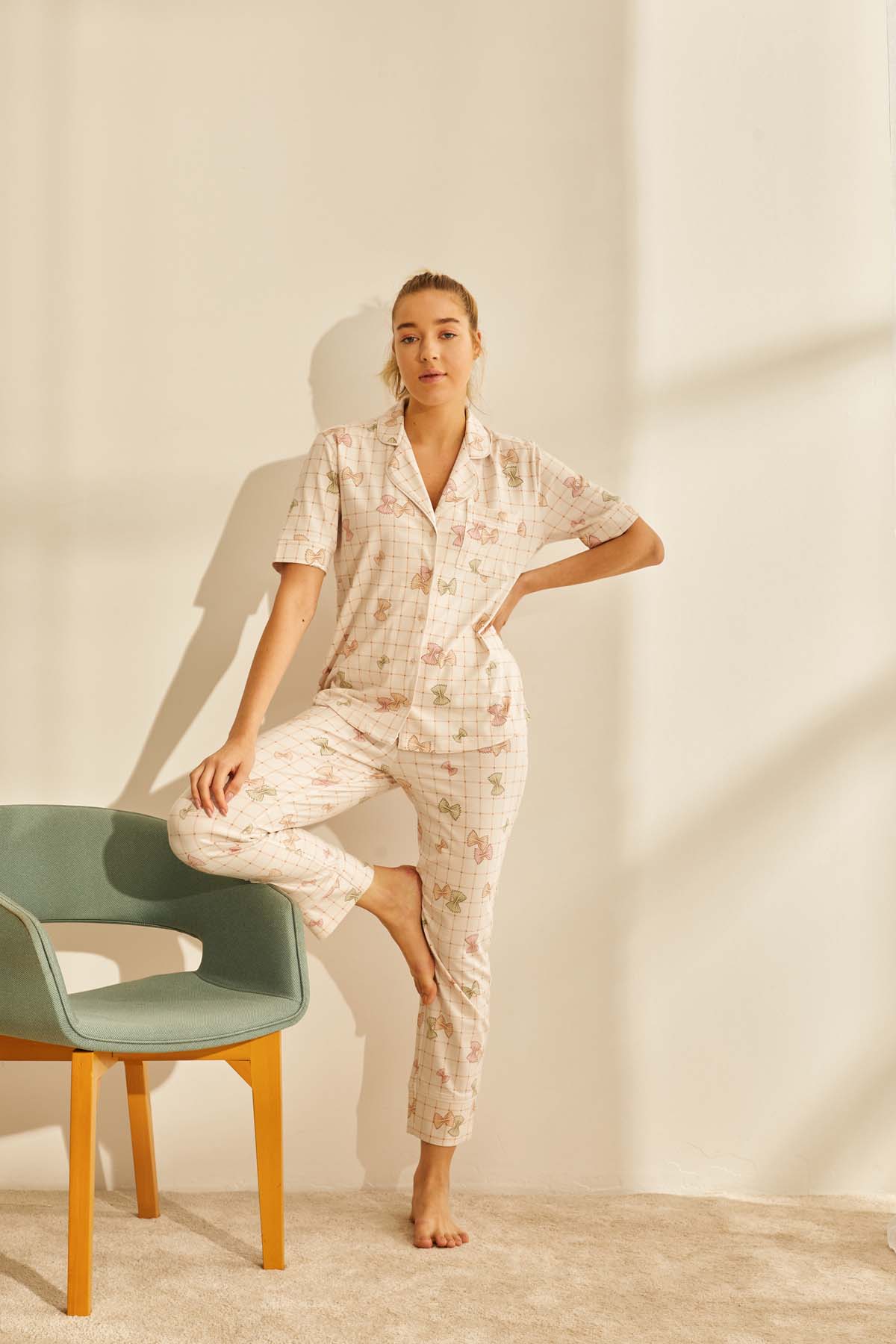 Kadın Pamuklu Gömlek Yaka Midi Pijama Takımı