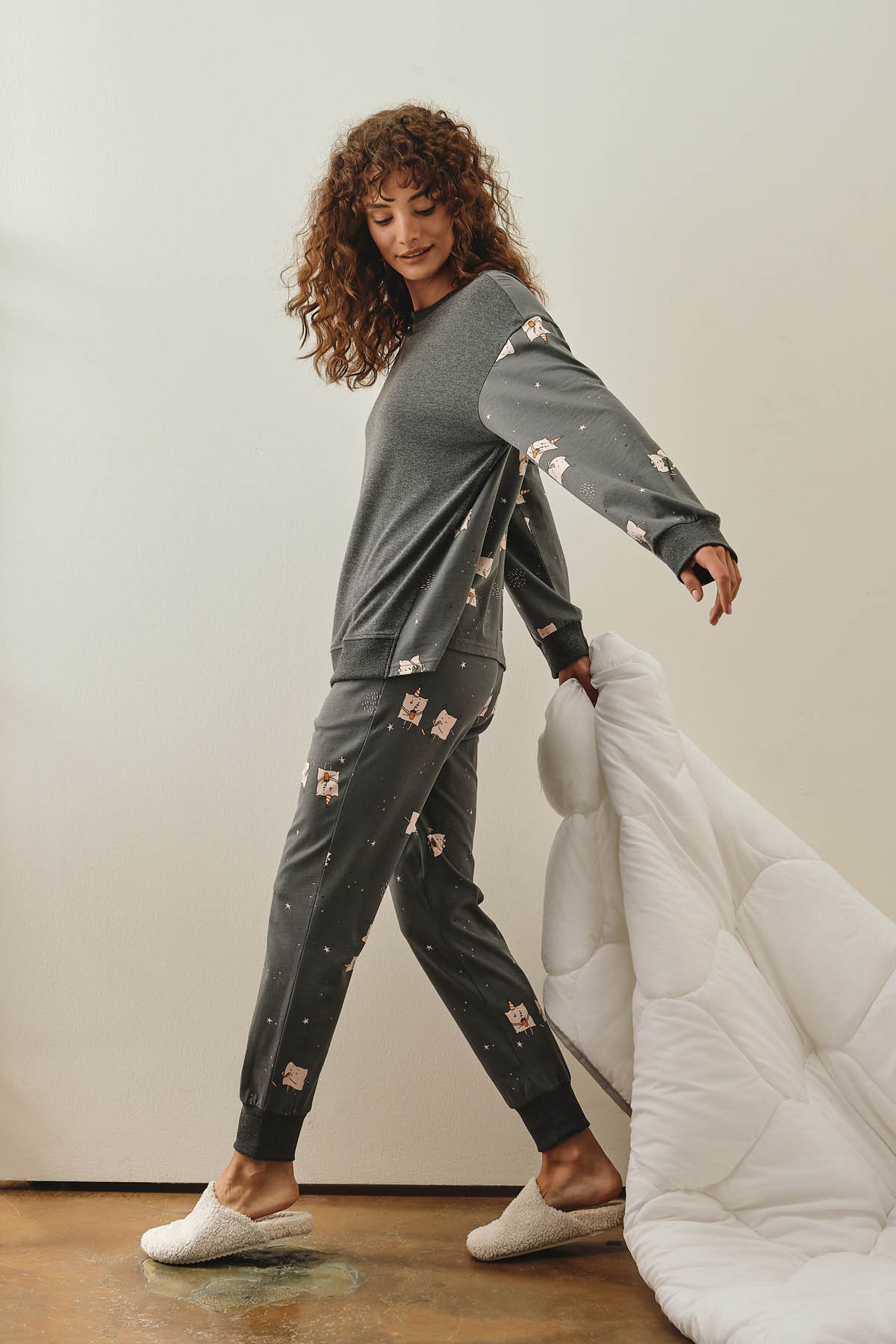 Kadın Pamuklu Uzun Pijama Takımı