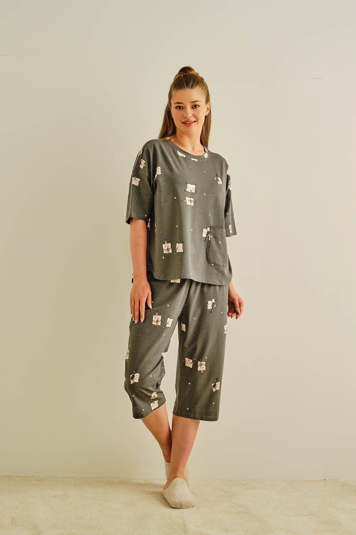 Kadın Büyük Beden Pamuklu Kapri Pijama Takımı