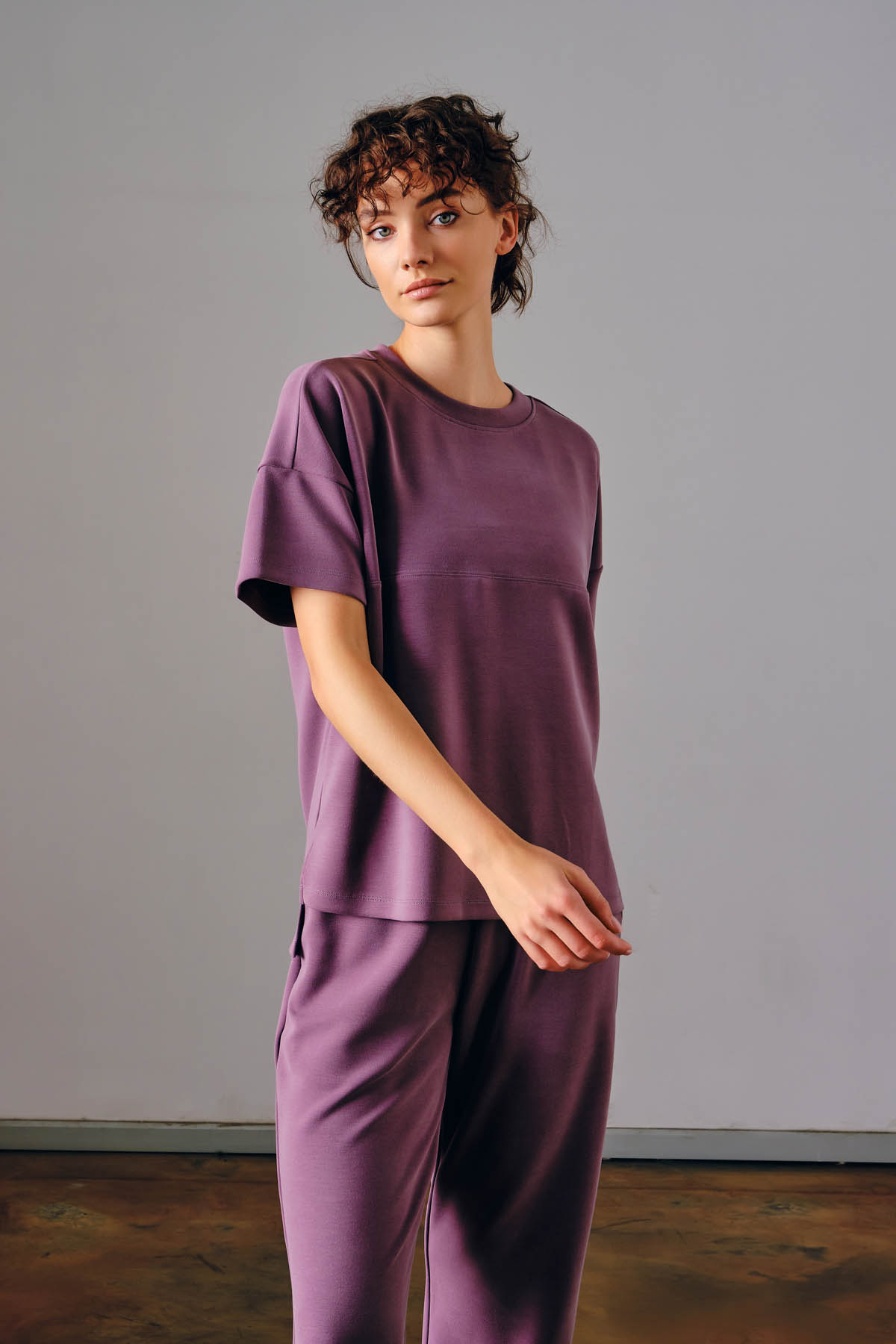 Kadın Soft Touch Yırtmaç Detaylı Kısa Kollu Tshirt