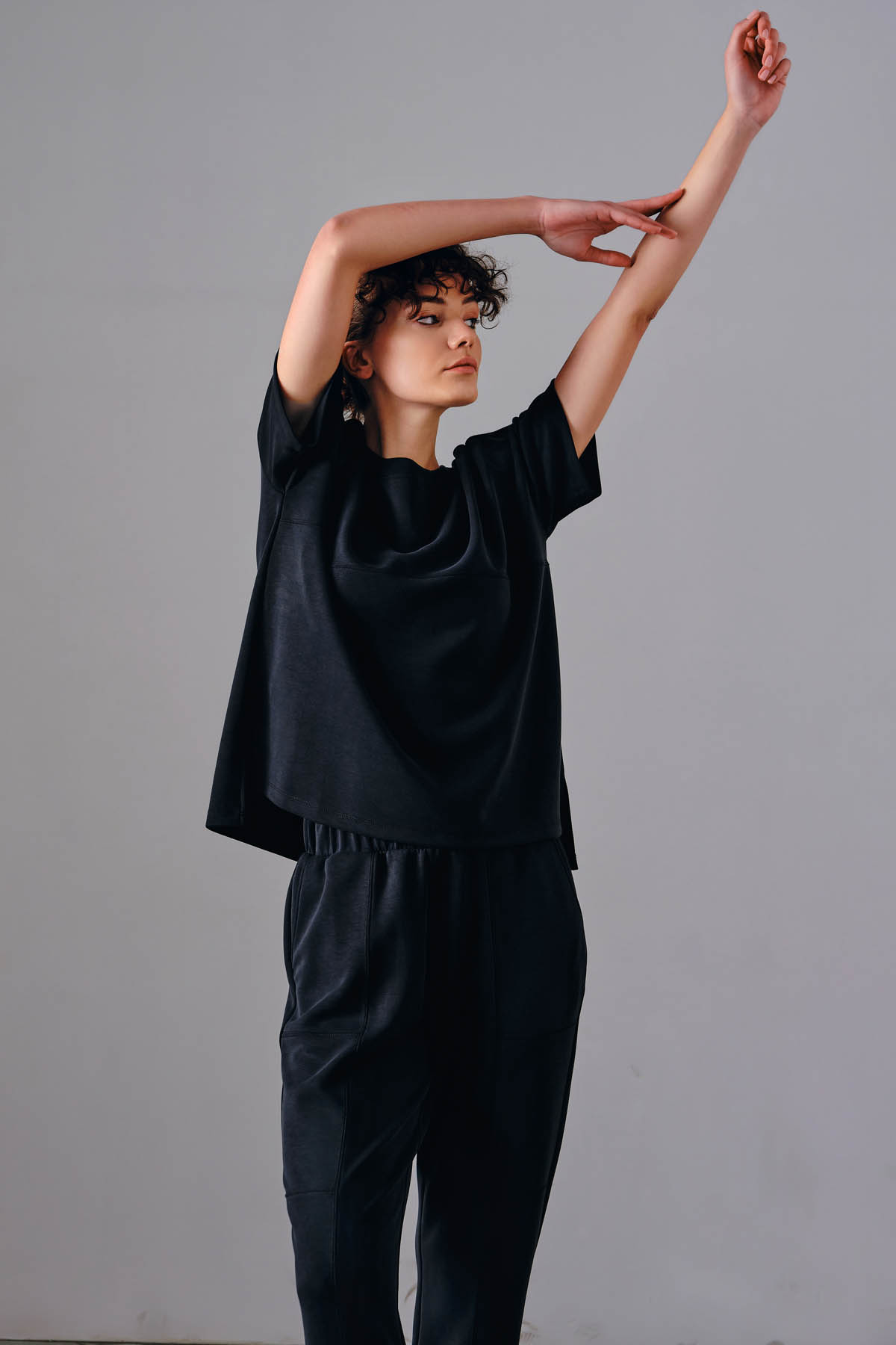 Kadın Soft Touch Yırtmaç Detaylı Kısa Kollu Tshirt