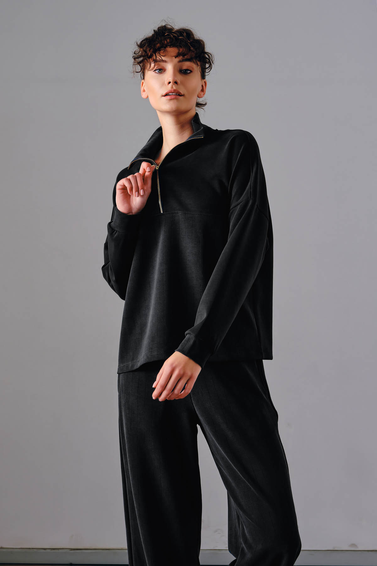Kadın Soft Touch Yarım Fermuarlı Sweatshirt