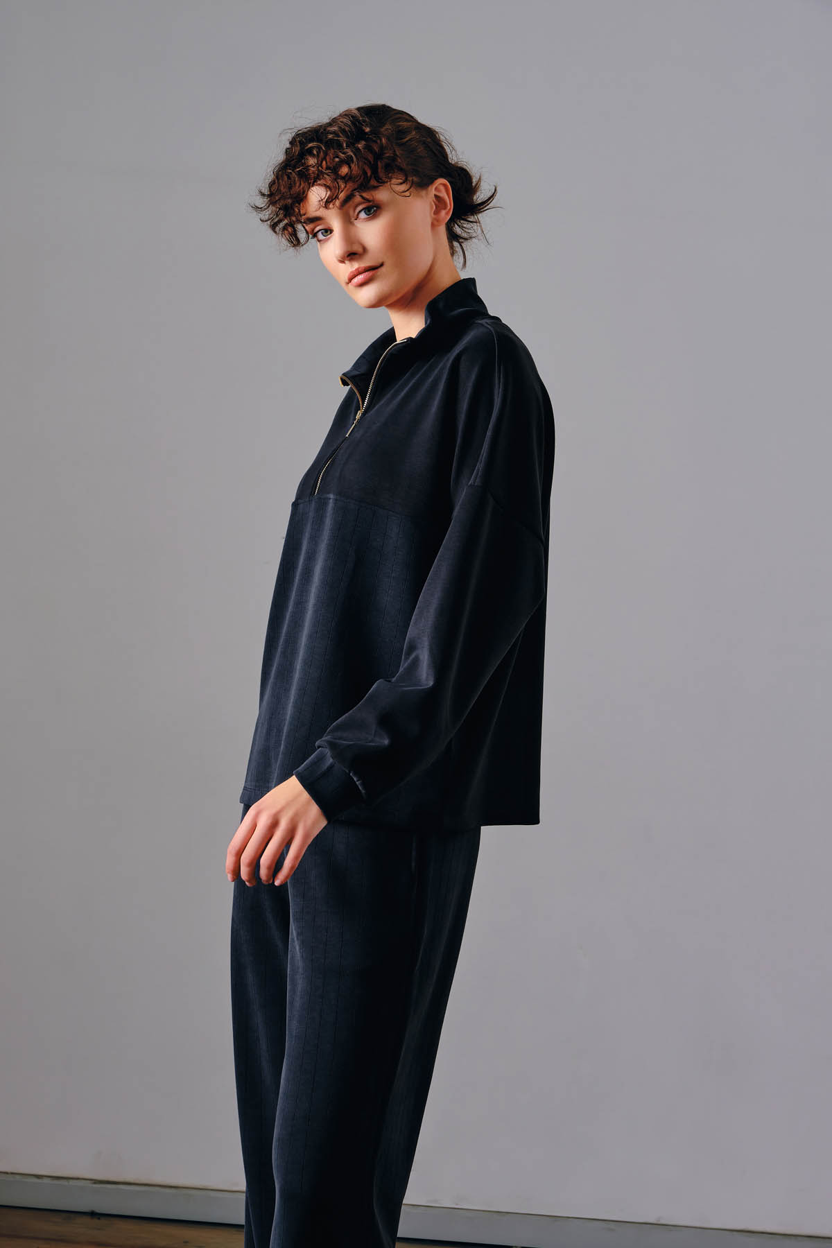 Kadın Soft Touch Yarım Fermuarlı Sweatshirt