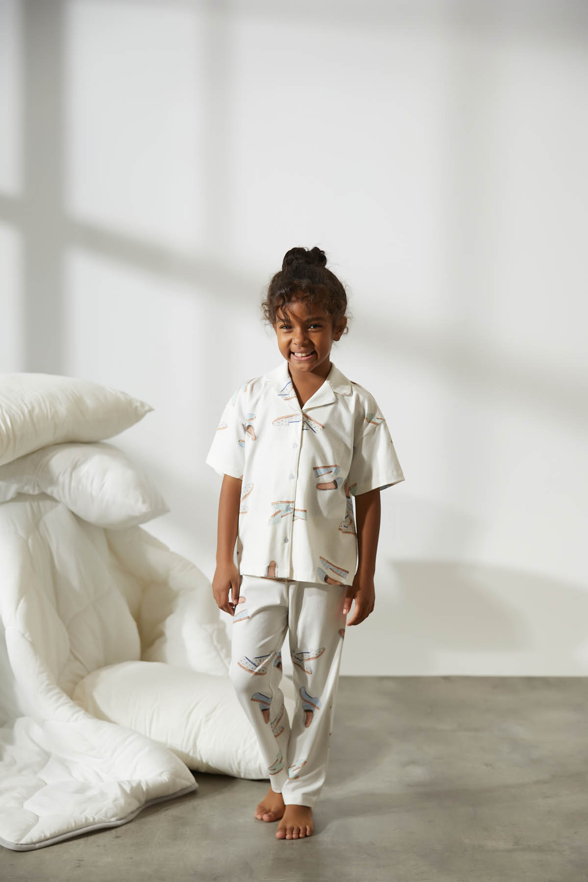 Kız Çocuk Pamuklu Gömlek Yaka Uzun Pijama Takımı