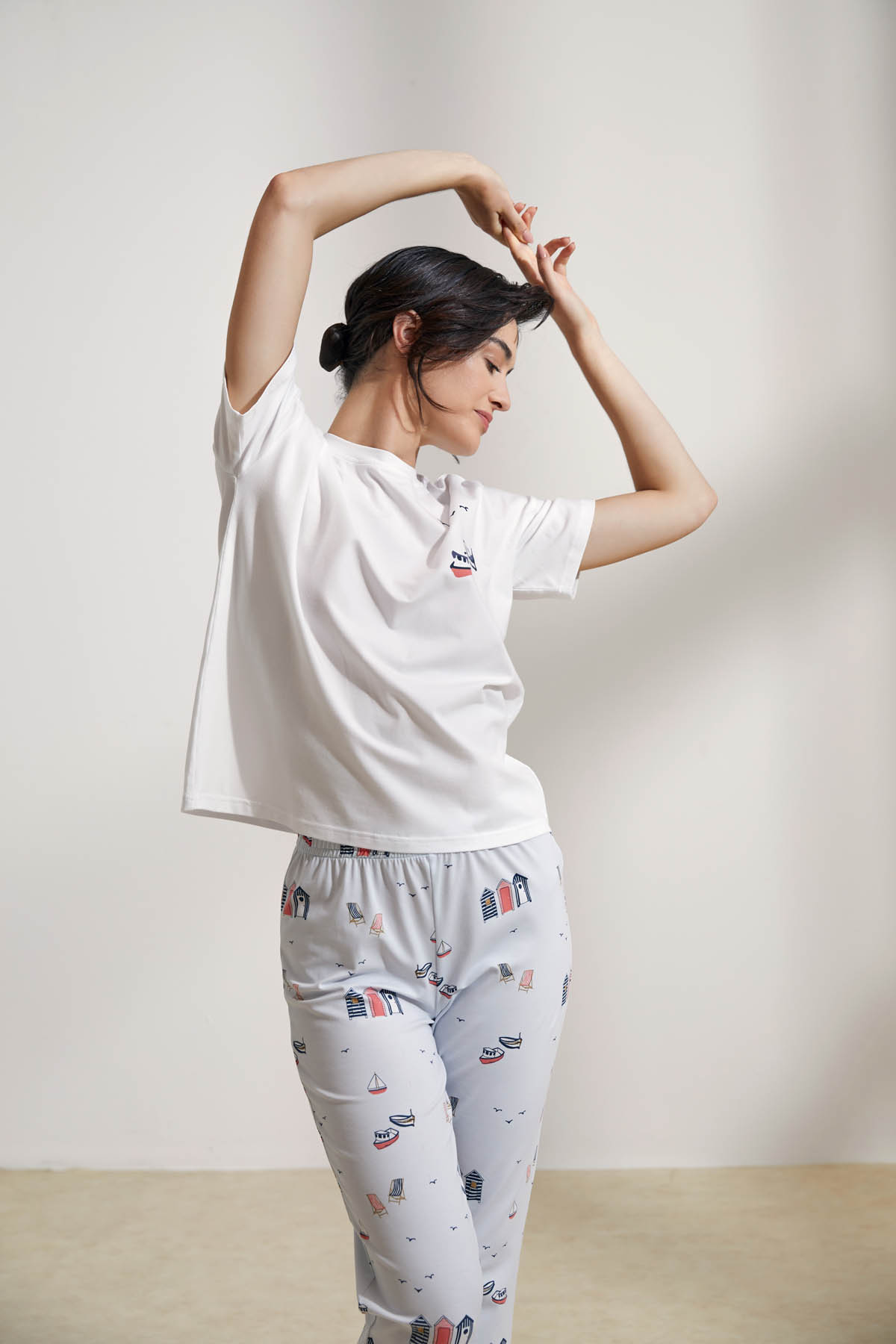 Kadın Pamuklu Kısa Kollu Pijama Üstü